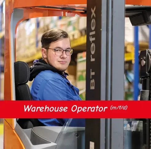 fachlagerist-en a warehouse operator at work